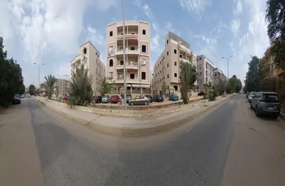 شقة - 3 غرف نوم - 1 حمام للبيع في شارع مصطفي النحاس - المجاورة ب - الحي الثاني غرب - مدينة الشروق - القاهرة