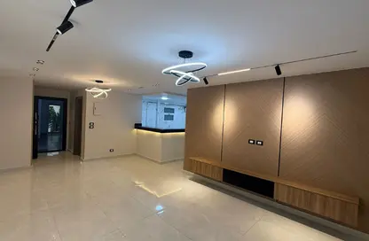 Apartment - 3 Bedrooms - 2 Bathrooms for sale in Madinaty - Cairo