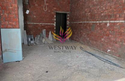 Shop - Studio - 1 Bathroom for sale in Juhayna Square - 6 October City - Giza