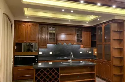 (بنتهاوس  (روف - 3 غرف نوم - 3 حمامات للبيع في المنطقة د - حى جنوب الاكايمية - مدينة القاهرة الجديدة - القاهرة