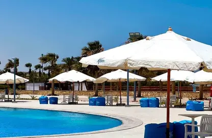Chalet - 3 Bedrooms - 2 Bathrooms for sale in Koun - Ras Al Hekma - North Coast