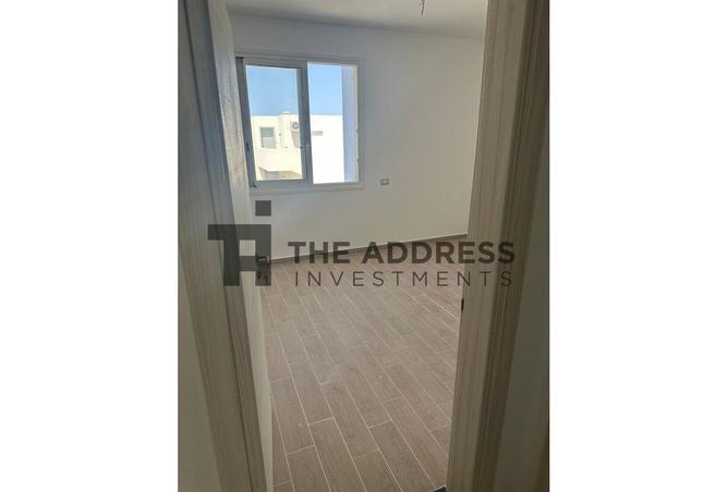 6896987 - Property Image 3