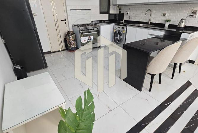 8365413 - Property Image 3