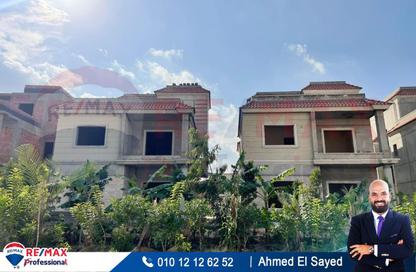 Villa - 5 Bedrooms - 4 Bathrooms for sale in Al Shohada Square St. - Smouha - Hay Sharq - Alexandria