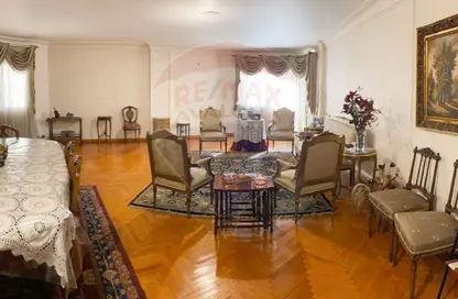 Apartment - 3 Bedrooms - 3 Bathrooms for rent in Janaklees - Hay Sharq - Alexandria