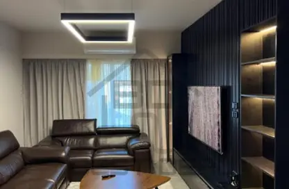 Apartment - 2 Bedrooms - 1 Bathroom for sale in Beverly Hills Road - 17th District - Sheikh Zayed City - Giza