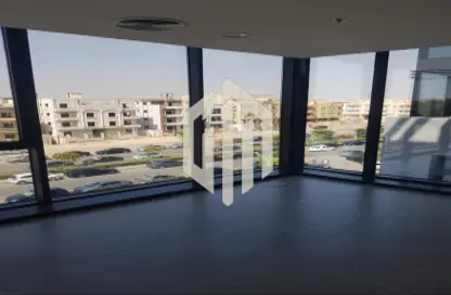 مساحات مكتبية - استوديو - 2 حمامات للايجار في كايرو بيزنس بارك - كمبوندات التجمع الخامس - التجمع الخامس - مدينة القاهرة الجديدة - القاهرة