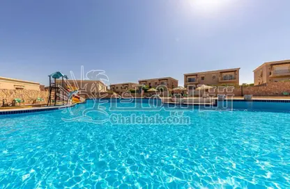 Chalet - 3 Bedrooms - 2 Bathrooms for sale in Heaven Beach - Al Ain Al Sokhna - Suez