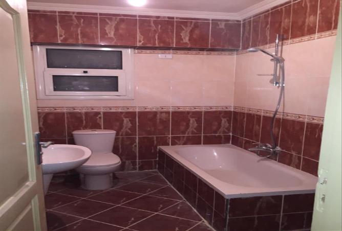 8430931 - Property Image 2