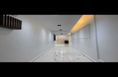 Apartment - 3 Bedrooms - 2 Bathrooms for sale in 90 Street - The 5th Settlement - New Cairo City - Cairo