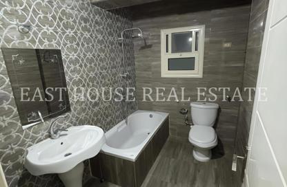 Apartment - 3 Bedrooms - 3 Bathrooms for rent in El Banafseg - New Cairo City - Cairo