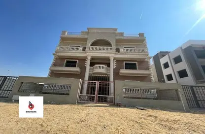 فيلا - 8 غرف نوم - 8 حمامات للبيع في شارع التسعين الشمالي - التجمع الخامس - مدينة القاهرة الجديدة - القاهرة