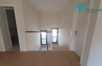 دوبلكس - 3 غرف نوم - 4 حمامات للايجار في أو ويست - كمبوندات 6 أكتوبر - مدينة 6 أكتوبر - الجيزة