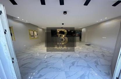 Apartment - 3 Bedrooms - 3 Bathrooms for sale in South Lotus - El Lotus - New Cairo City - Cairo
