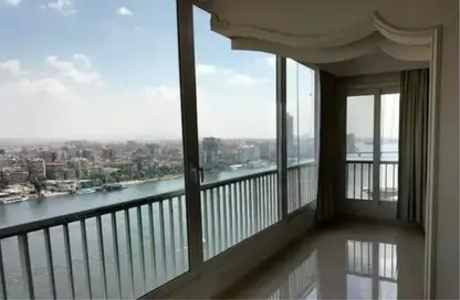 Apartment - 7 Bedrooms - 7 Bathrooms for sale in Maadi - Hay El Maadi - Cairo