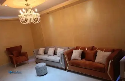 شقة - 3 غرف نوم - 2 حمامات للايجار في عمارات البنفسج - البنفسج - مدينة القاهرة الجديدة - القاهرة