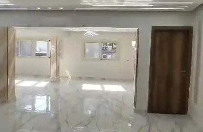 شقة - 3 غرف نوم - 4 حمامات للبيع في شارع البطل احمد عبد العزيز - المهندسين - الجيزة