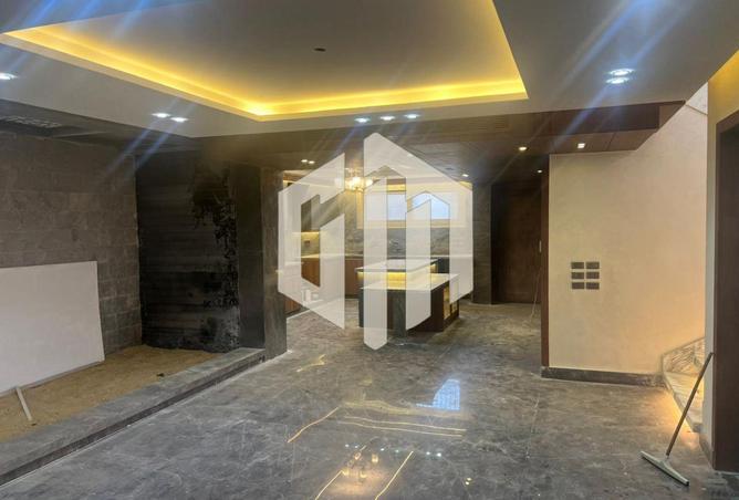 8163740 - Property Image 2