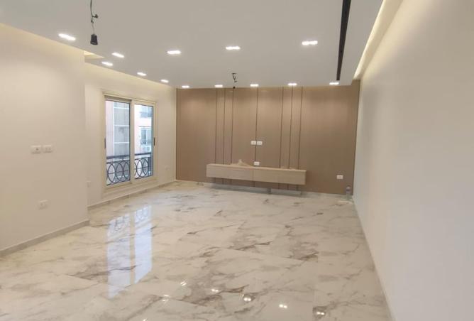 8334951 - Property Image 3