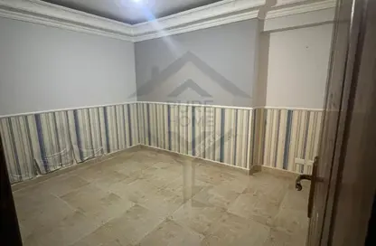 شقة - 3 غرف نوم - 2 حمامات للبيع في شارع النصر - سموحة - حي شرق - الاسكندرية