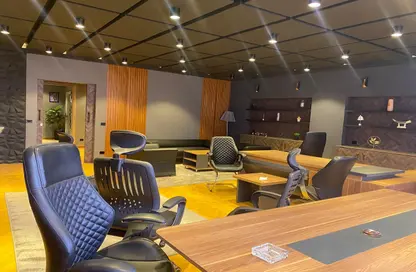 مساحات مكتبية - استوديو - 2 حمامات للايجار في شارع البطل احمد عبد العزيز - المهندسين - الجيزة