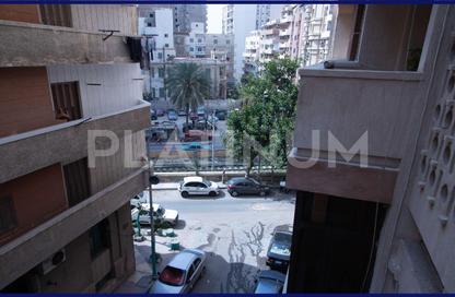 Apartment - 3 Bedrooms - 2 Bathrooms for sale in Abd Al Khalek Tharwat St. - Laurent - Hay Sharq - Alexandria
