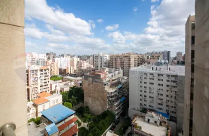 Apartment - 3 Bedrooms - 2 Bathrooms for sale in Zezenia - Hay Sharq - Alexandria