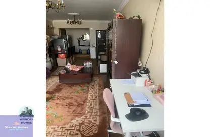 Apartment - 3 Bedrooms - 2 Bathrooms for sale in Zahraa Al Maadi St. - Degla - Hay El Maadi - Cairo