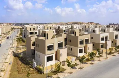 فيلا - 3 غرف نوم - 3 حمامات للبيع في ذا كراون - طريق مصر اسكندرية الصحراوي - مدينة 6 أكتوبر - الجيزة