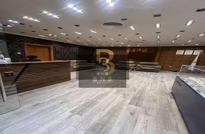 مساحات مكتبية - استوديو - 3 حمامات للايجار في شارع مجمع البنوك - شارع التسعين الجنوبي - التجمع الخامس - مدينة القاهرة الجديدة - القاهرة