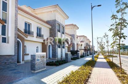 Townhouse - 3 Bedrooms - 4 Bathrooms for sale in Al Maqsad - New Capital Compounds - New Capital City - Cairo
