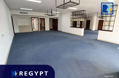 Office Space - Studio - 7 Bathrooms for rent in Degla Square - Degla - Hay El Maadi - Cairo