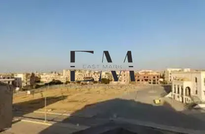 شقة - 3 غرف نوم - 3 حمامات للبيع في حي النادي - مدينة الشروق - القاهرة