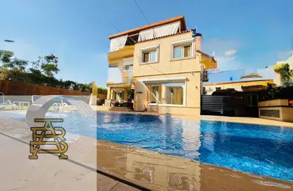 Villa - 4 Bedrooms - 6 Bathrooms for sale in Madinaty - Cairo
