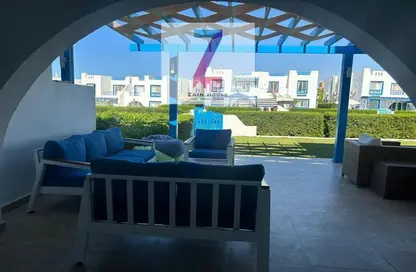 Chalet - 3 Bedrooms - 2 Bathrooms for rent in Mountain View - Ras Al Hekma - North Coast