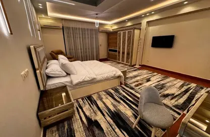 Townhouse - 7 Bedrooms - 5 Bathrooms for sale in Sunrise - South Investors Area - New Cairo City - Cairo