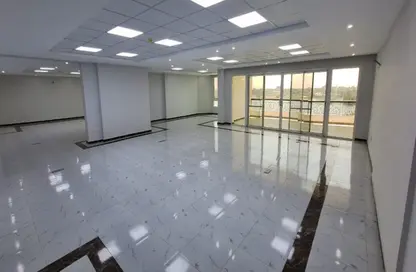 مساحات مكتبية - استوديو - 2 حمامات للايجار في شارع كورنيش النيل - المعادي - حي المعادي - القاهرة