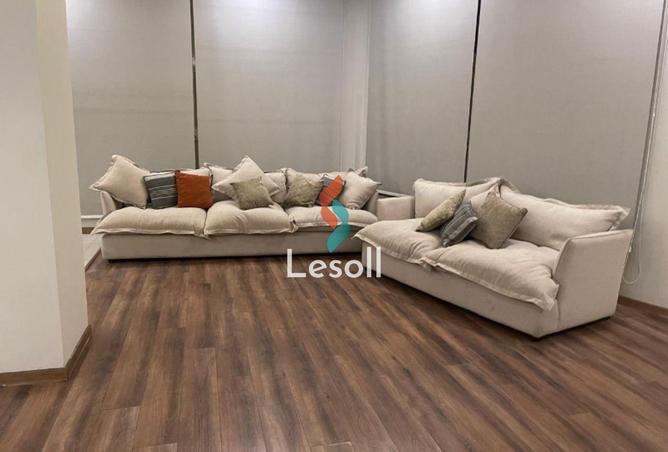 8453522 - Property Image 3