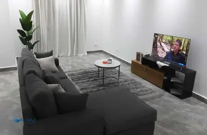 شقة - 3 غرف نوم - 3 حمامات للايجار في عمارات البنفسج - البنفسج - مدينة القاهرة الجديدة - القاهرة