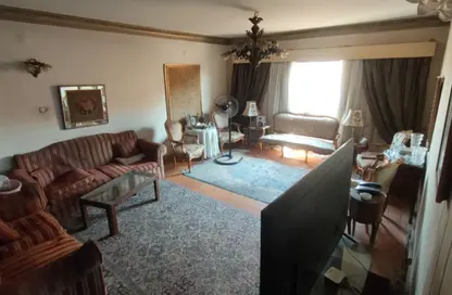 Apartment - 3 Bedrooms - 2 Bathrooms for sale in Helmy Abd Al Aty St. - 8th Zone - Nasr City - Cairo