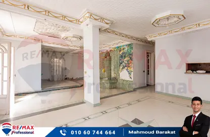 Duplex - 3 Bedrooms - 3 Bathrooms for sale in Abo Qir St. - Glim - Hay Sharq - Alexandria