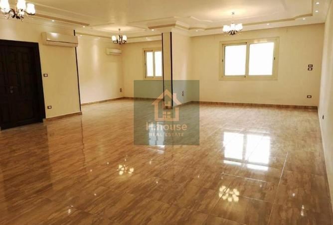 8032457 - Property Image 3
