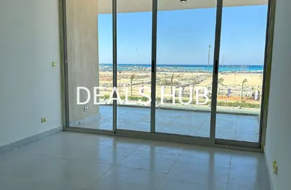 شاليه - غرفة نوم - 2 حمامات للبيع في مراسي - سيدي عبد الرحمن - الساحل الشمالي