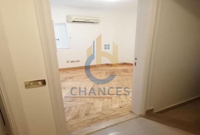 8122600 - Property Image 2