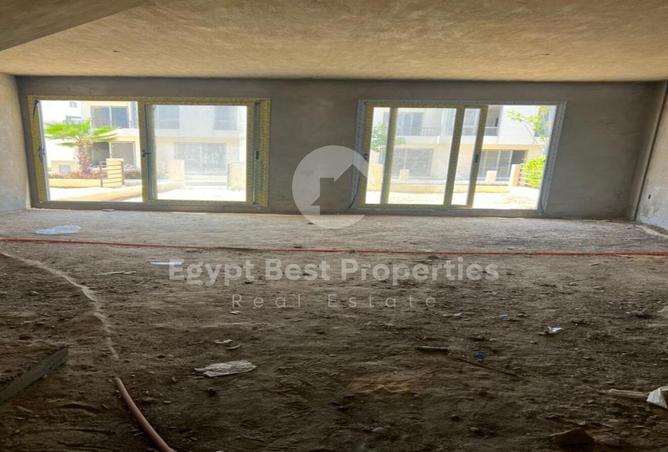 8052546 - Property Image 2