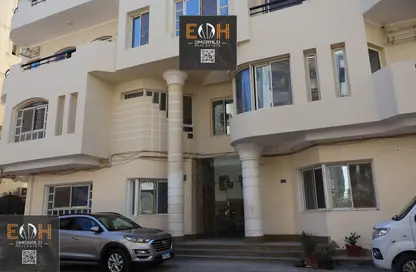 Apartment - 2 Bedrooms - 1 Bathroom for sale in El Hadaba District - Hurghada - Red Sea