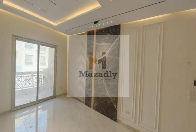 8045636 - Property Image 3