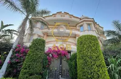 Palace for sale in 1st Neighborhood - 9th Area - Shorouk City - Cairo