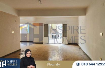 شقة - 2 غرف نوم - 1 حمام للايجار في رشدي - حي شرق - الاسكندرية