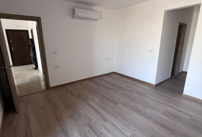 8469816 - Property Image 2